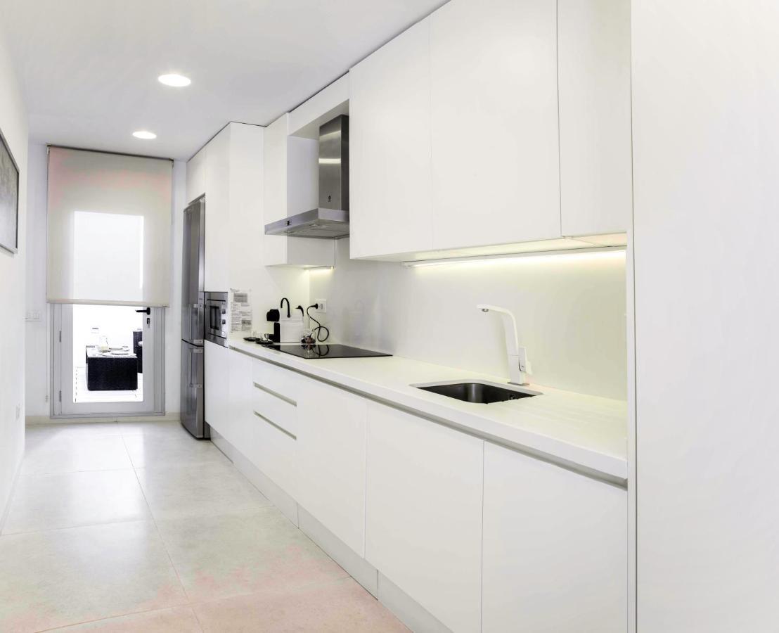 Apartamentos Levante ساهارا ذي لوس أتونِس المظهر الخارجي الصورة